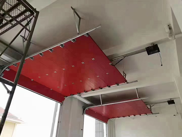 长城区工业翻板门