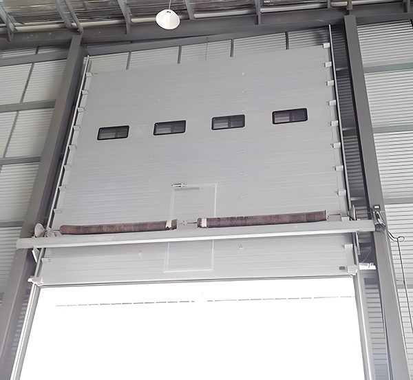 长城区工业滑升门