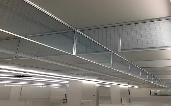 长城区玻璃挡烟垂壁