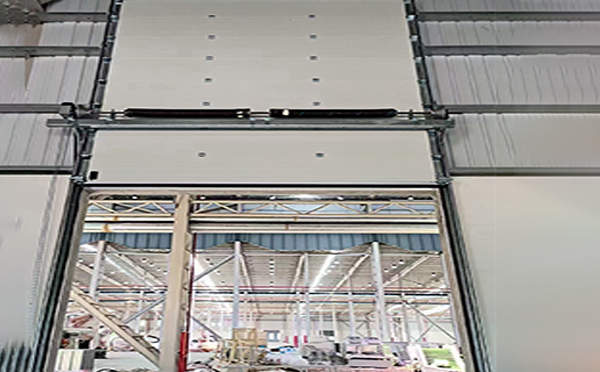 长城区工业提升门