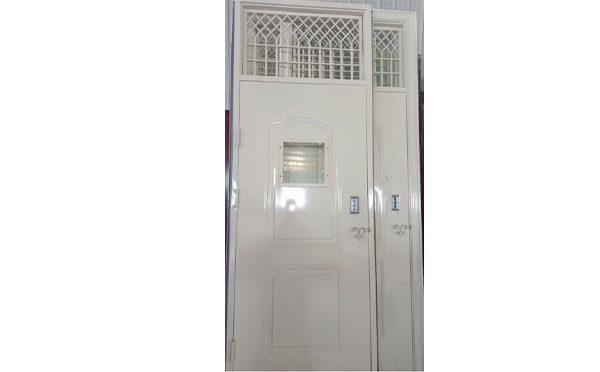 长城区学校教室门