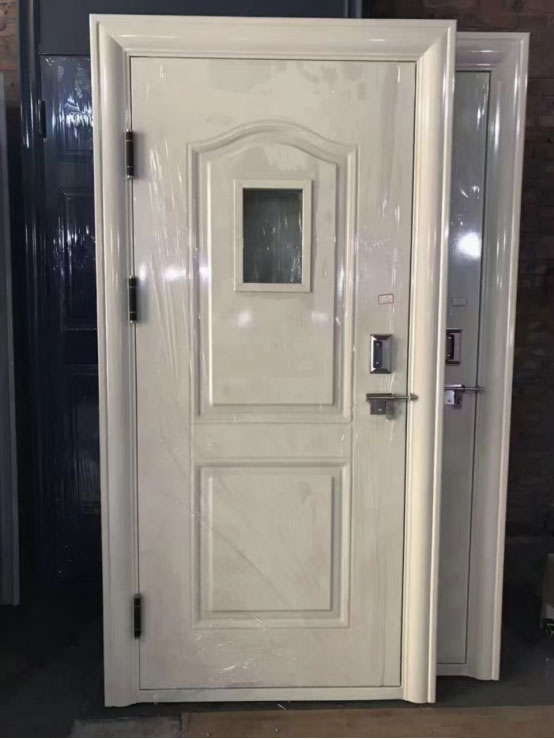 长城区学校教室门