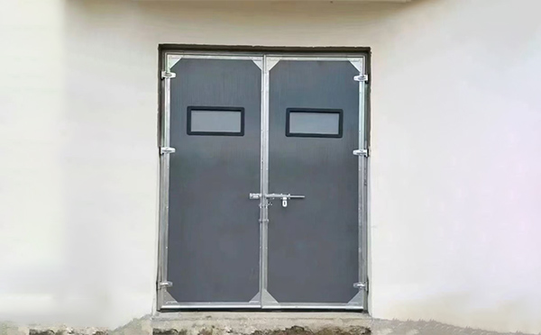 长城区工业门在高温作业区域的运行表现